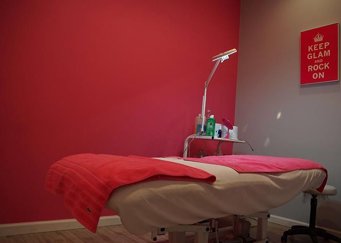 Aura Laser & Skincare